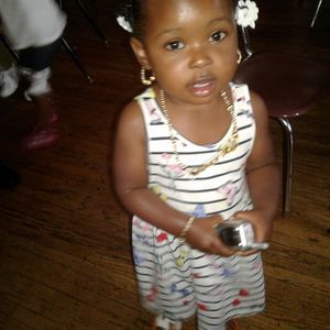 Meet your Posher, Yolanda